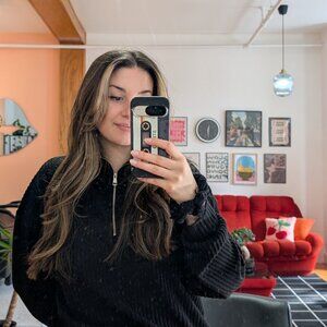 Meet your Posher, Daphne